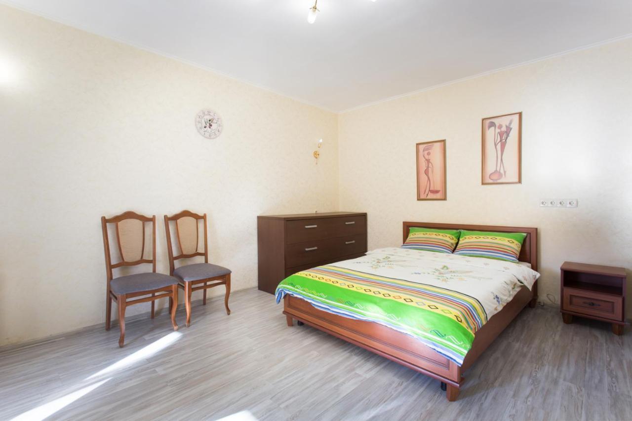 Жк Парковый Квартал Lejlighed Kharkiv Eksteriør billede