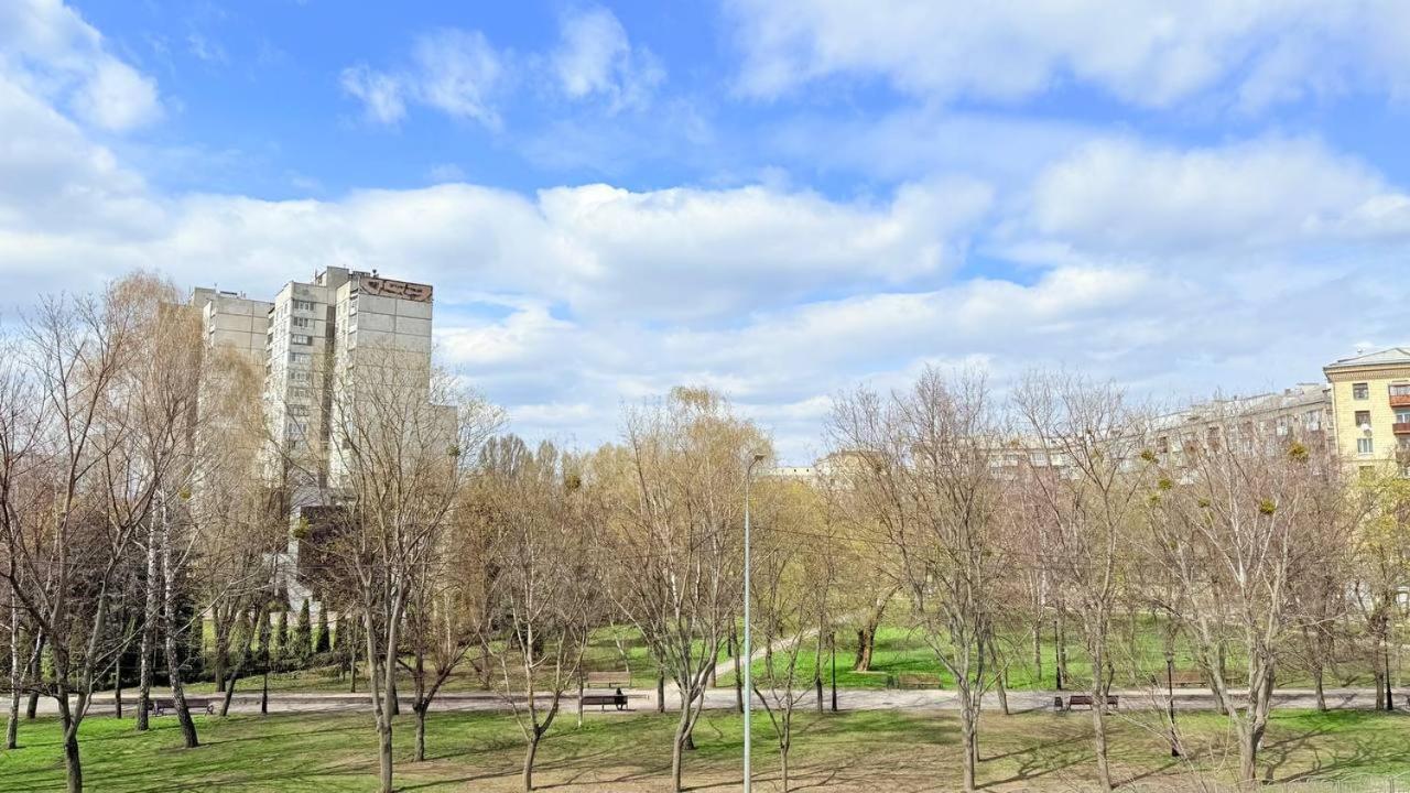Жк Парковый Квартал Lejlighed Kharkiv Eksteriør billede